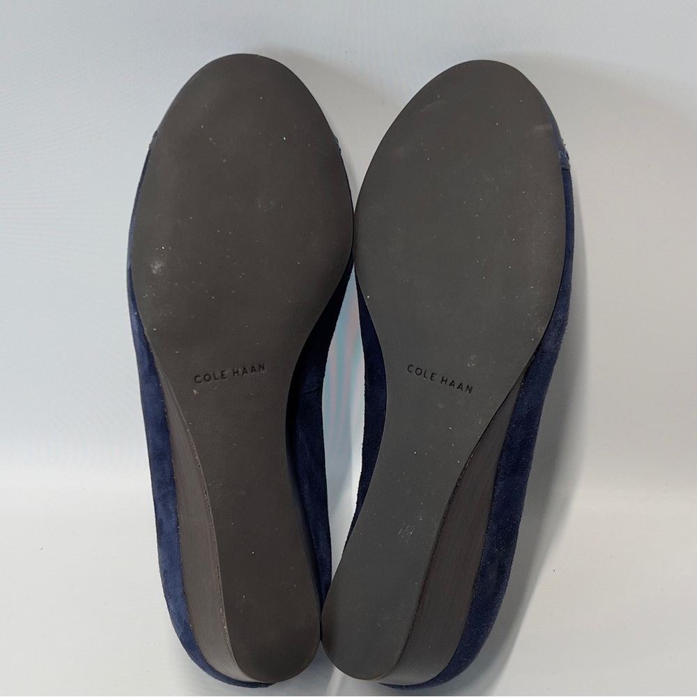 COLE HAAN Women’s size 6B Blue Velour Slip On Pump Wedge - Picture 10 of 11